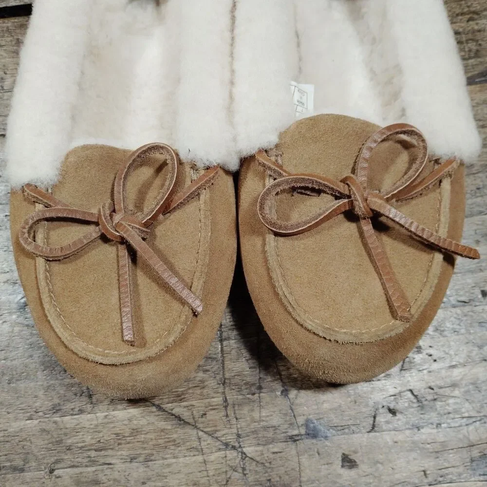 UGG Sz 7 Moccasin Chestnut Slipper Loafer Shoes Faux Fur 1020041 - Picture 3 of 10